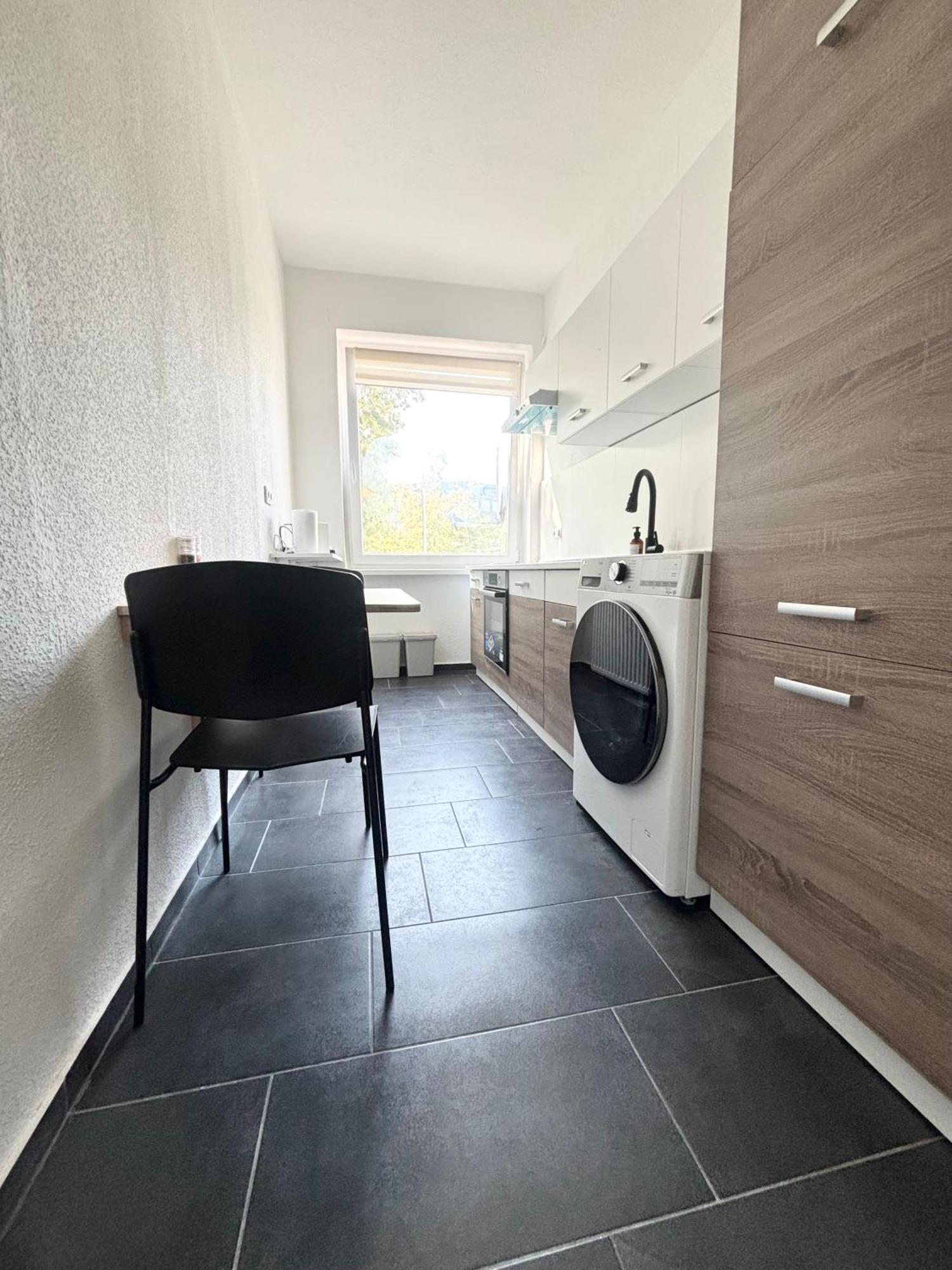 Cozy Apartment In Hannover Central Экстерьер фото